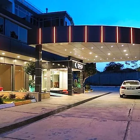 Hotel Ada Newday