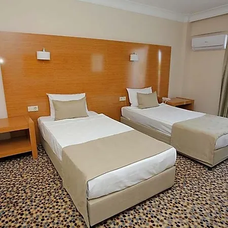 Ada Newday Hotel *